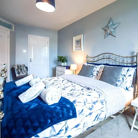 1 Bed In Fylingthorpe 90699 Holiday home *
