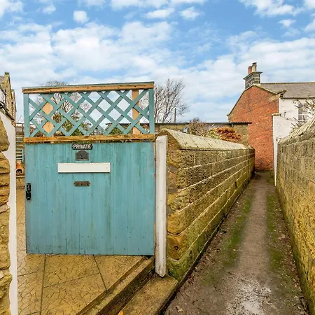 1 Bed In Fylingthorpe 90699 Feriehus *