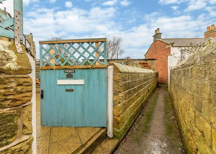 1 Bed In Fylingthorpe 90699 Vakantiehuis *