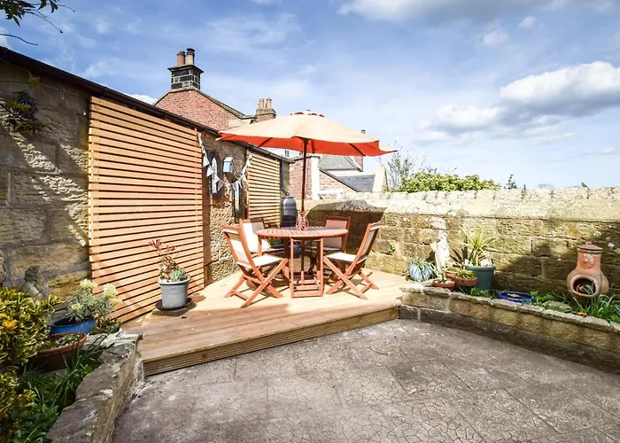 1 Bed In Fylingthorpe 90699